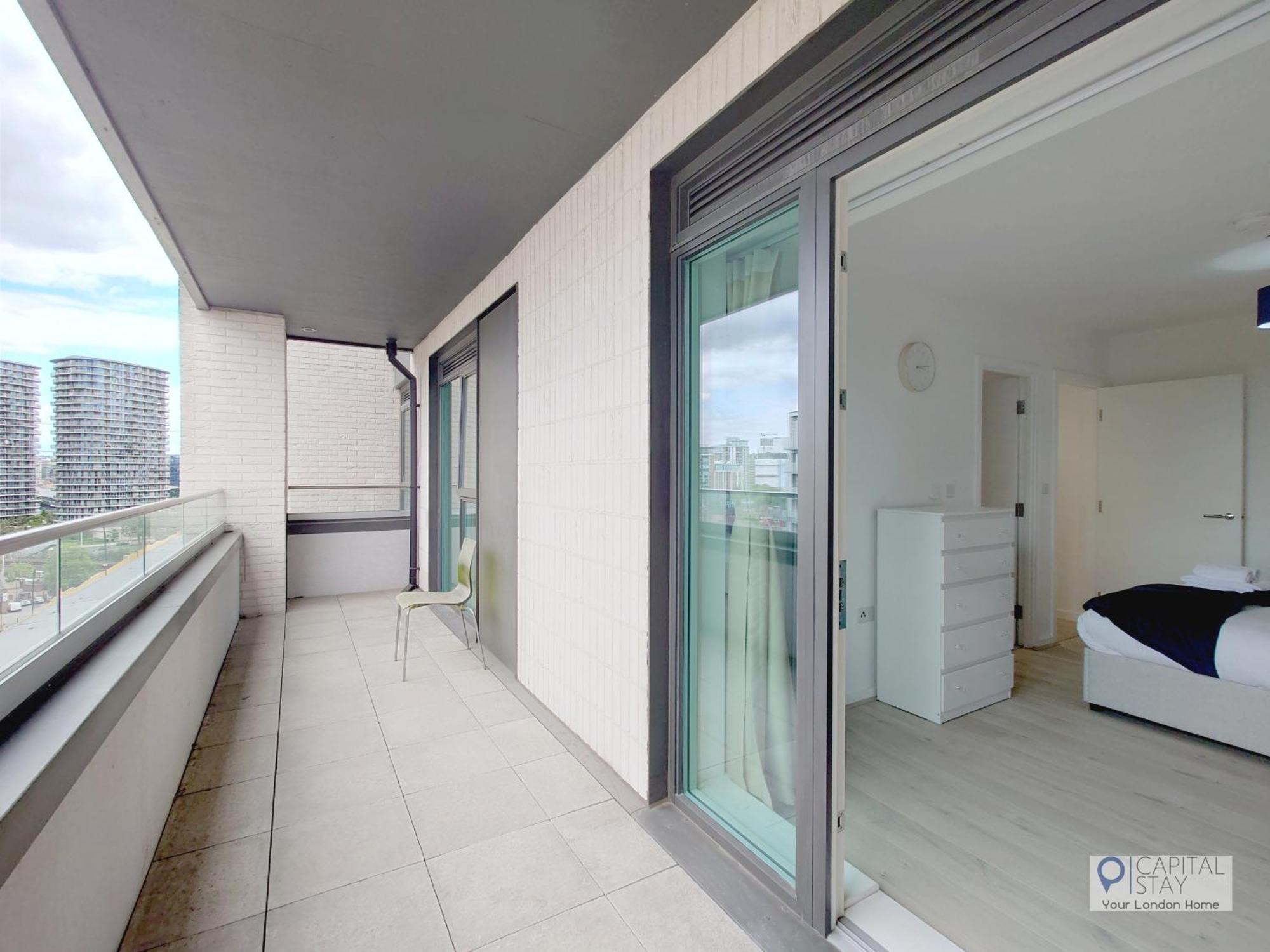 Apartment Deluxe Serviced Three Bed *